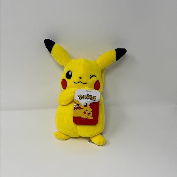 Official pokemon Pikachu plush - Picture 2 of 2